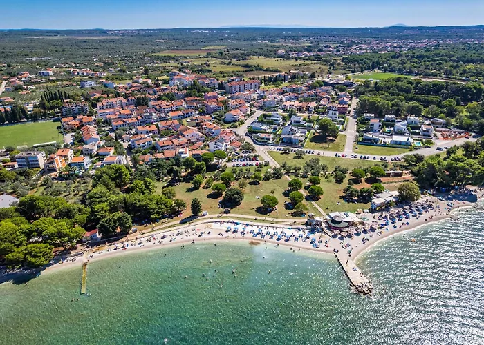 Ines 아파트 파자나